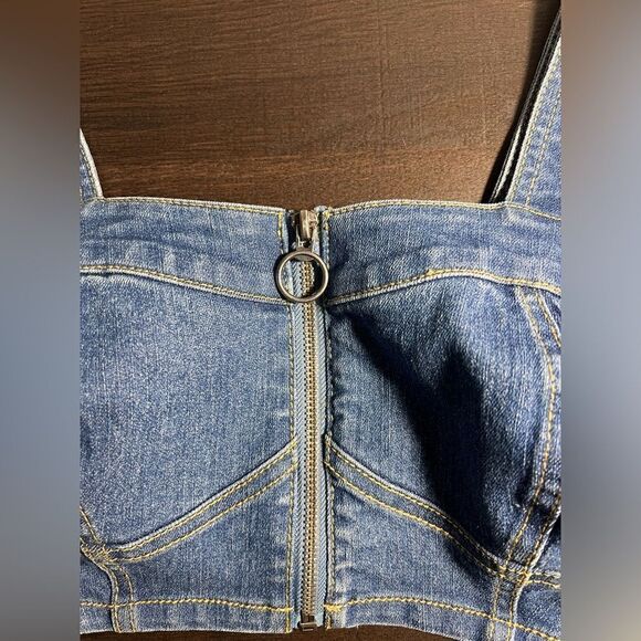 Womens sleeveless crop tops - Picture 2 of 7